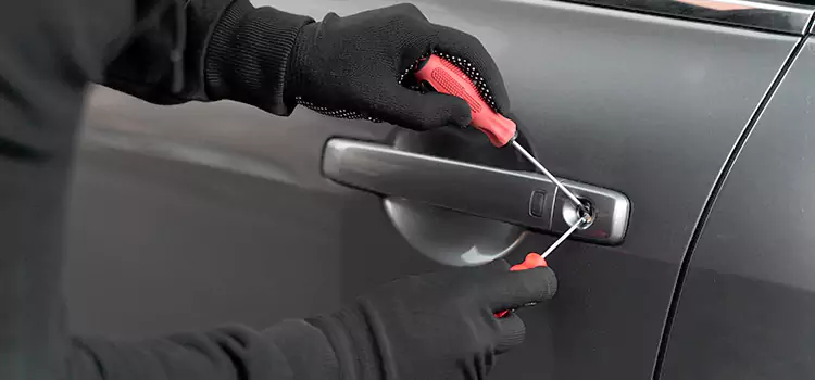 Locked Out of Car Help East Hemet